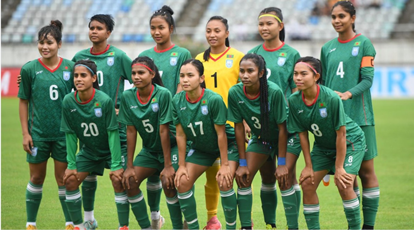 নারী ফুটবল র্যাংকিংয়ে ৮ ধাপ পেছালো বাংলাদেশ