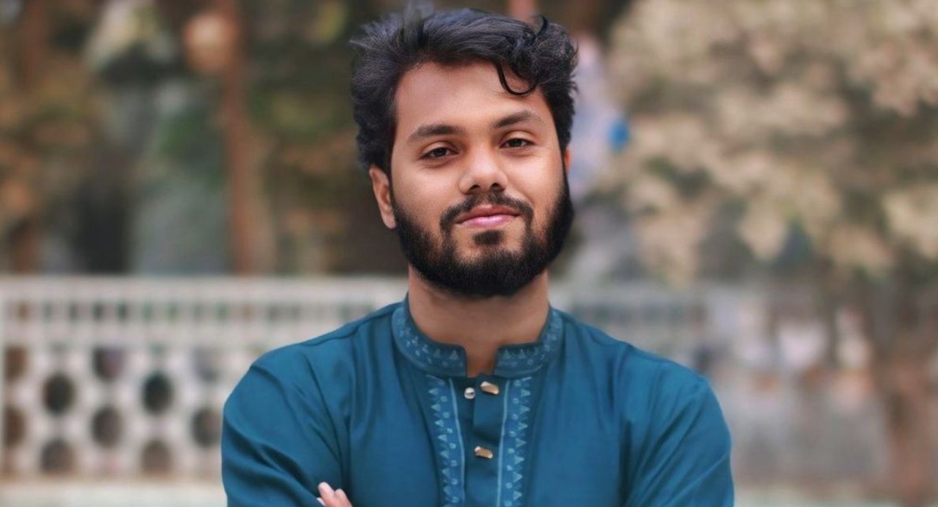 সিঙ্গাপুরের উদ্দেশ্যে এভারকেয়ার হাসপাতাল ছাড়লেন ওসমান হাদি