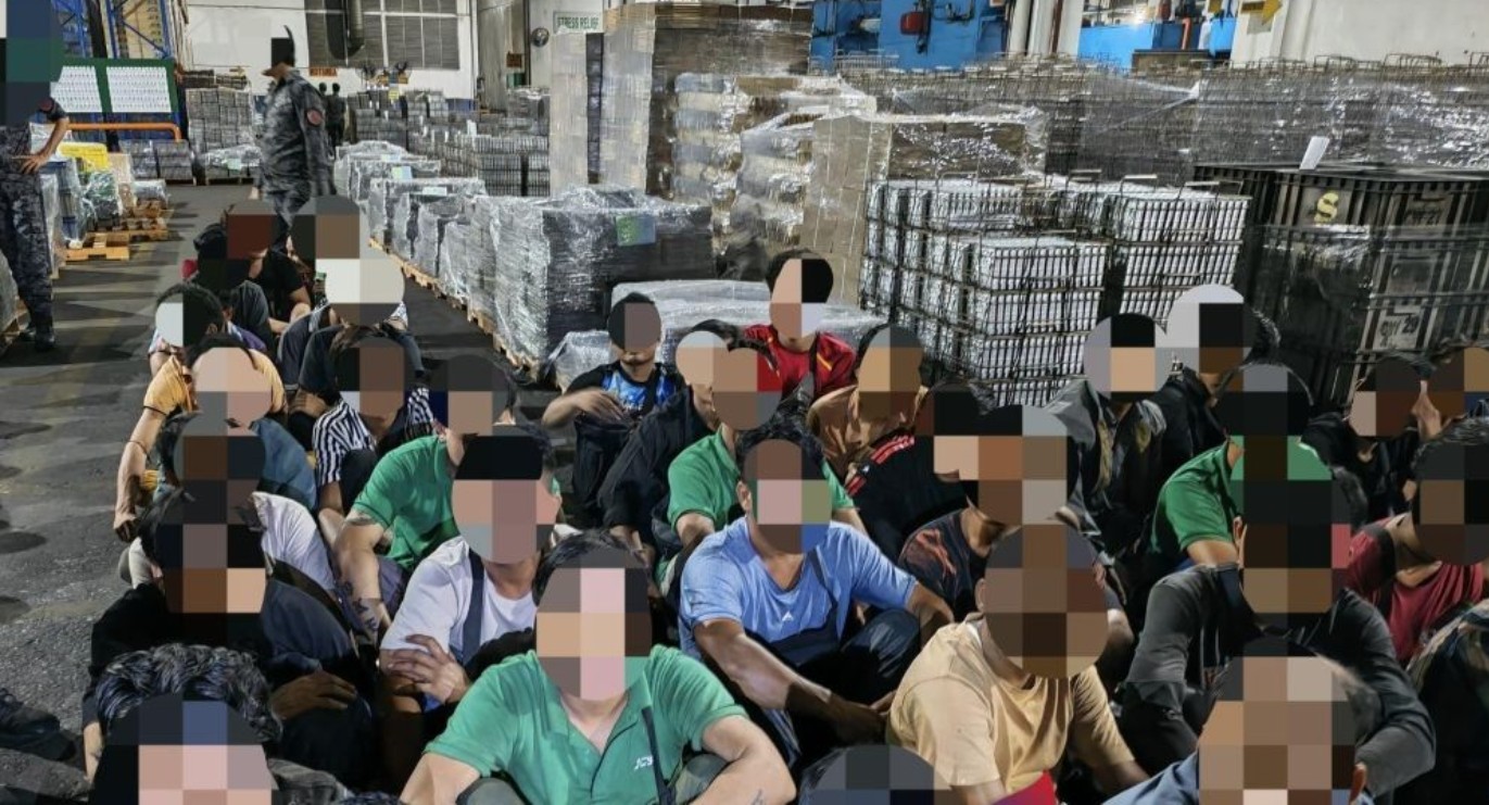 ৭২ বাংলাদেশিসহ ৪০২ অভিবাসী আটক মালয়েশিয়ায়