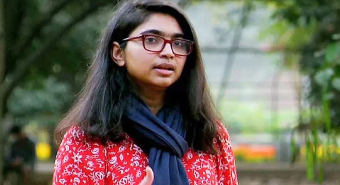 ভোটে অনুদান চেয়ে তাসনিম জারার পোস্ট, ১২ লাখ টাকা এলো ৭ ঘণ্টায় 