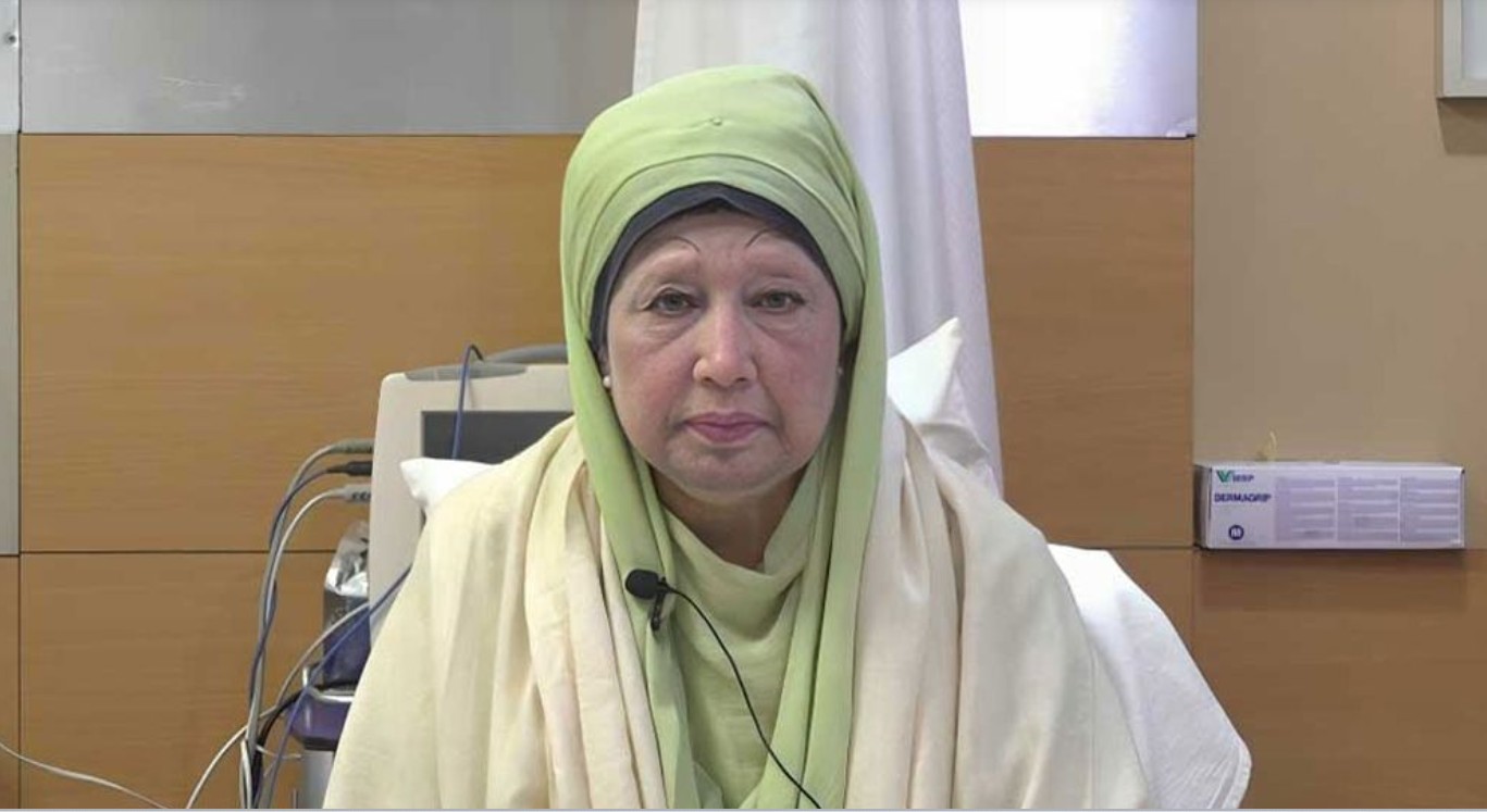 খালেদা জিয়া সংকটময় মুহূর্ত পার করছেন: ডা. জাহিদ হোসেন