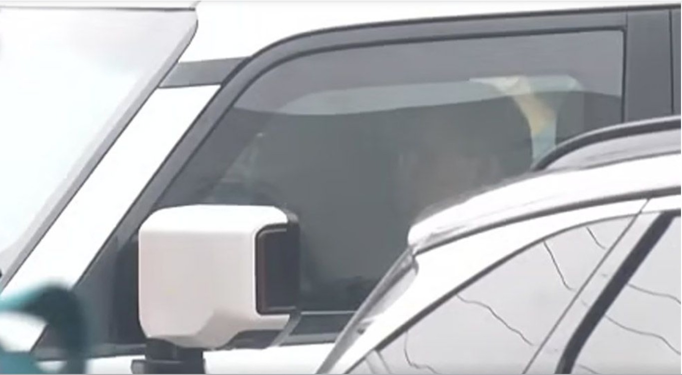 তারেক রহমান শেষ সময়ে মায়ের পাশে থেকে বাসায় ফিরলেন 