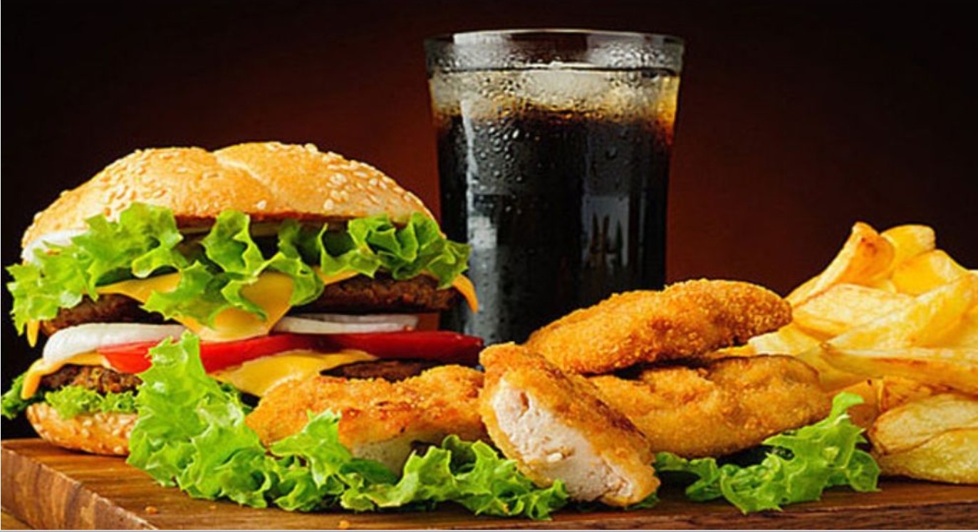 জাঙ্ক ফুড খেলে হতে পারে কঠিন রোগ, যা লিভার শেষ করে দিতে পারে