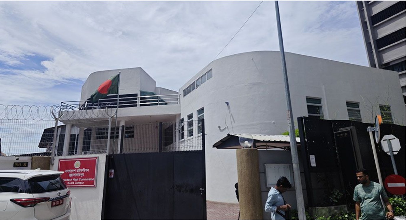 সেবায় আধুনিকতার ছোঁয়া আনছে মালয়েশিয়ায় বাংলাদেশ হাইকমিশন