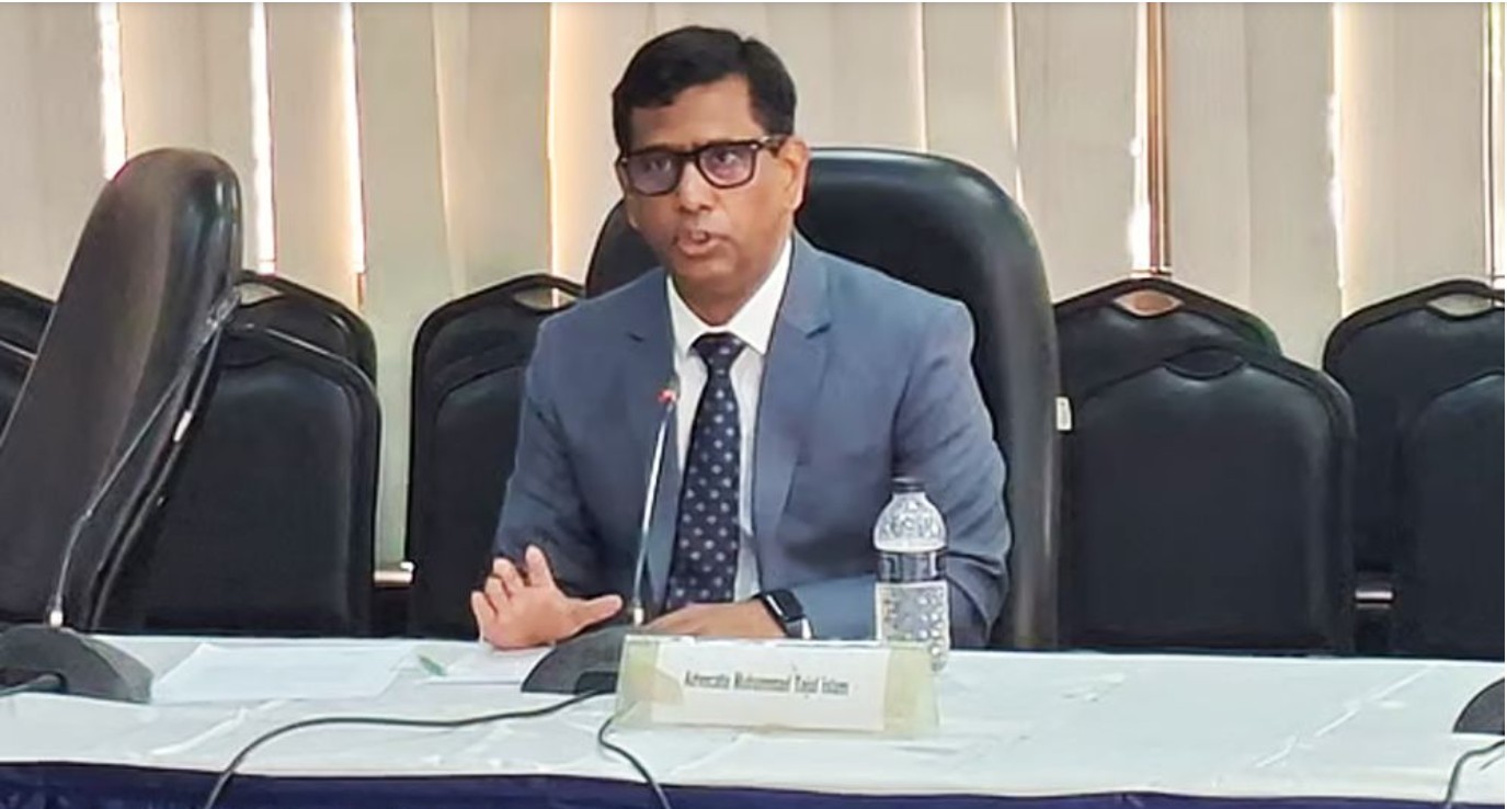 ‘মব’ বলা নিয়ে সতর্ক করলেন চিফ প্রসিকিউটর