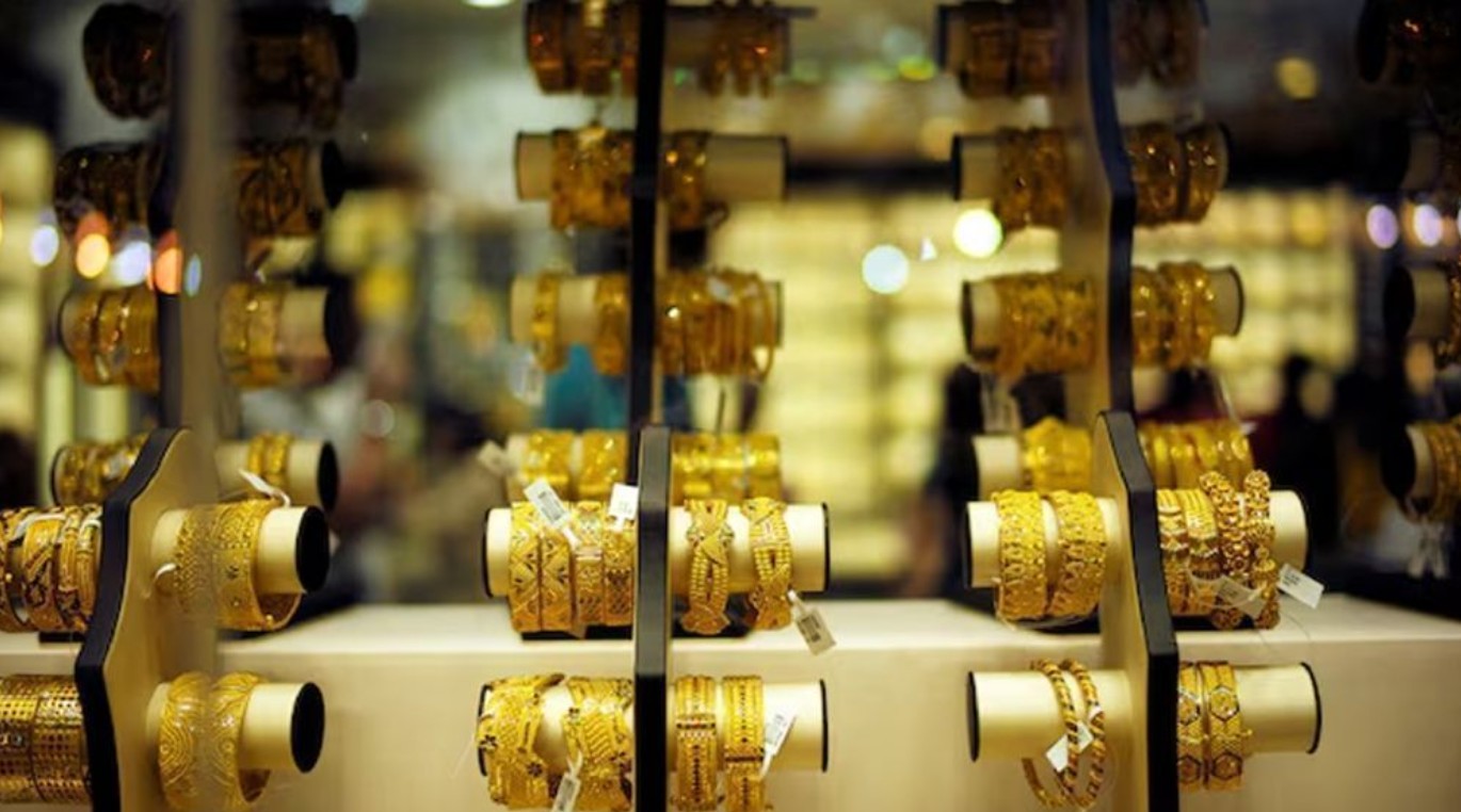 আবারও স্বর্ণের দাম সর্বোচ্চ : ভরি ২ লাখ ৬২ হাজার ৪৪০ টাকা
