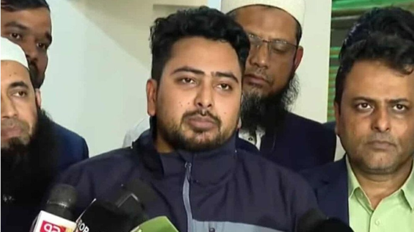 তাহজ্জুদের পরেই তারা সিল মারার পরিকল্পনা করছে: নাহিদ ইসলাম