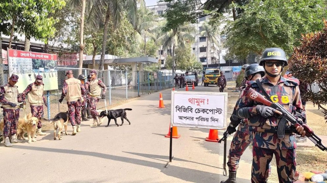 বৃহস্পতিবার ৩ জেলায় নামছে ৩৮ প্লাটুন বিজিবি, ঢাকার প্রবেশপথে বসবে চেকপোস্ট