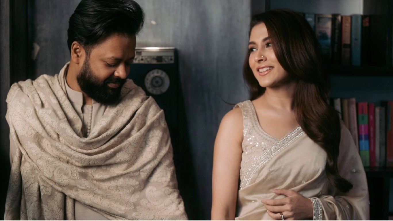 বিবাহবার্ষিকীতে স্বামী রাজীবকে নিয়ে মেহজাবীনের উষ্ণ বার্তা