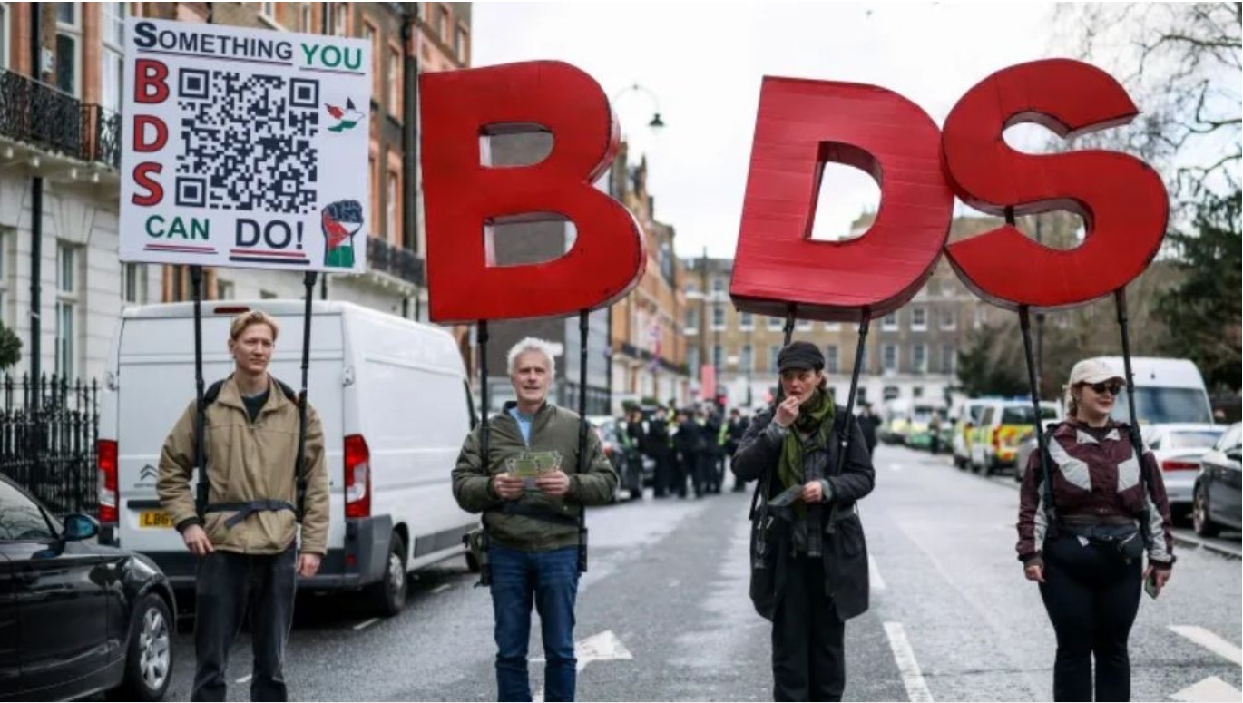 পুরো ইউরোপজুড়ে ইসরাইলি পণ্য বর্জনের হিড়িক
