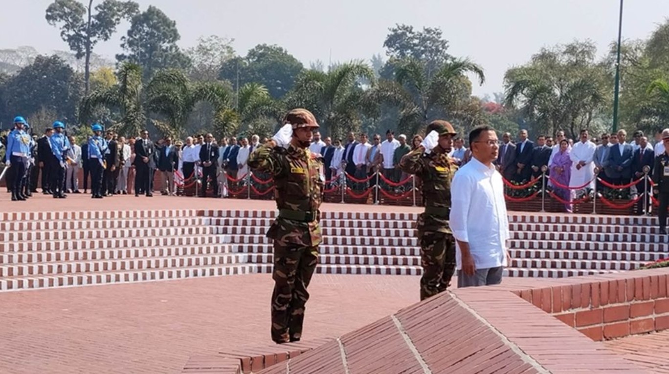 সাভার জাতীয় স্মৃতিসৌধে প্রধানমন্ত্রী তারেক রহমানের শ্রদ্ধা