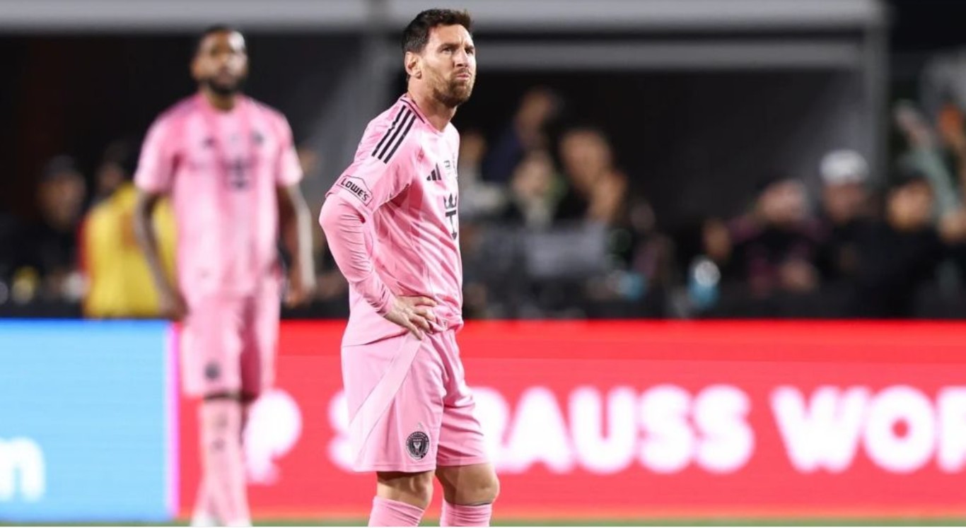 নতুন বিতর্কে জড়ালেন লিওনেল মেসি 