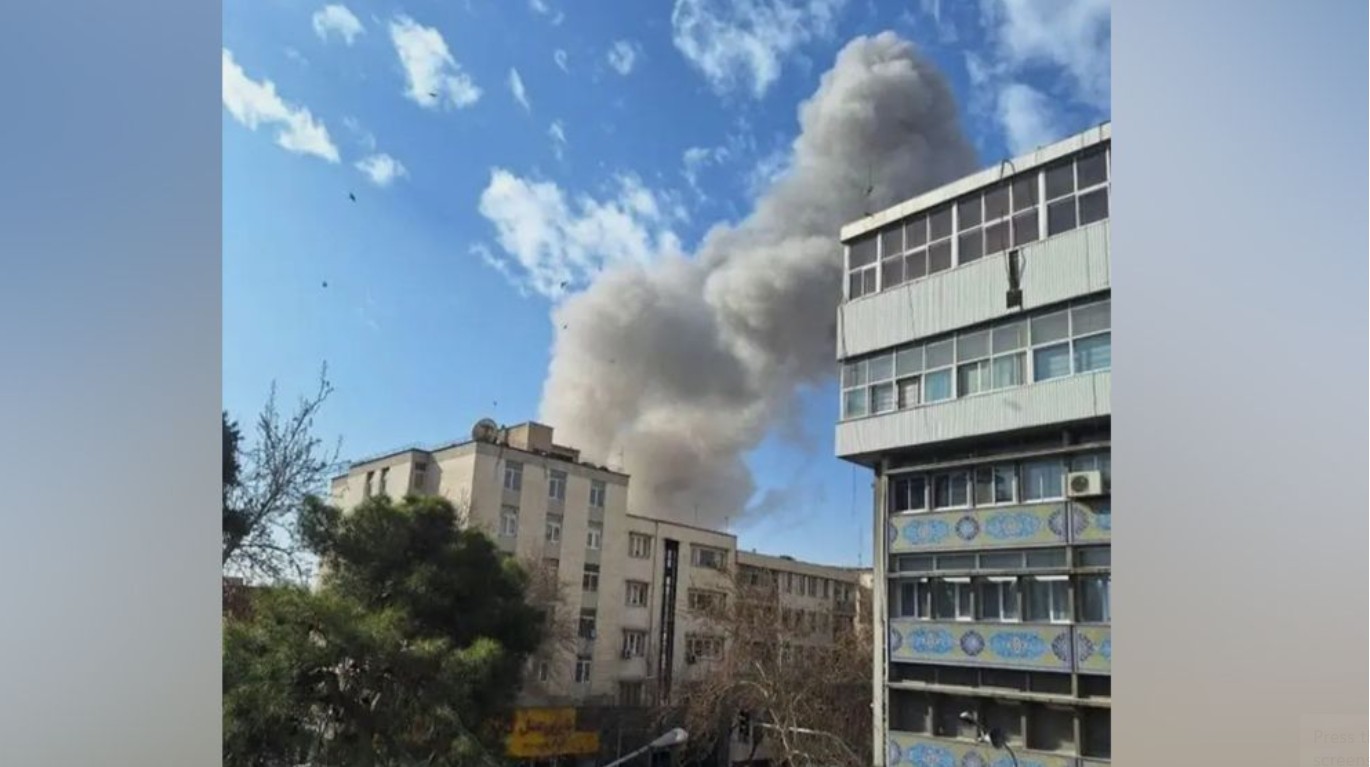 ইসরাইল ও যুক্তরাষ্ট্র যৌথ হামলা চালিয়েছে ইরানে