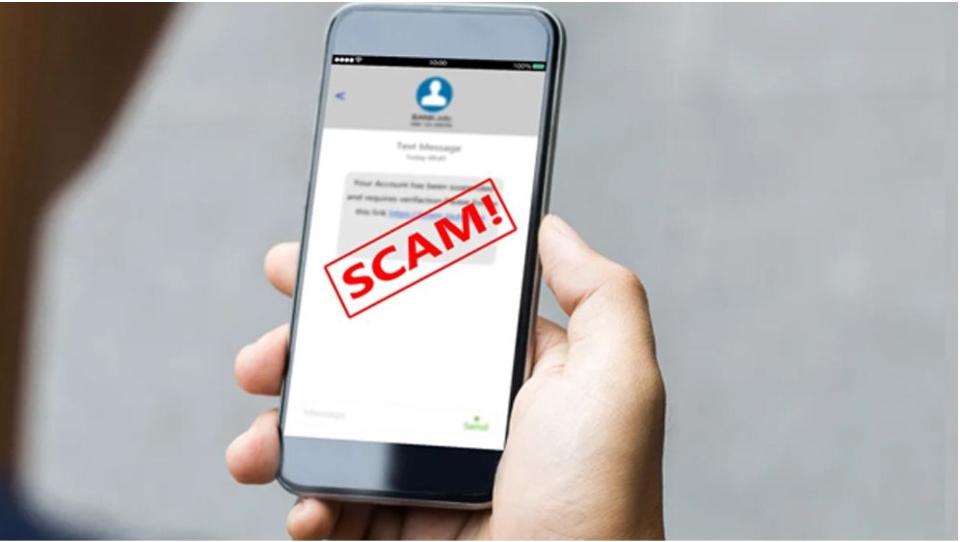 ফোনে নতুন উপায়ে হচ্ছে অর্থ প্রতারণা, সতর্ক থাকবেন যেভাবে