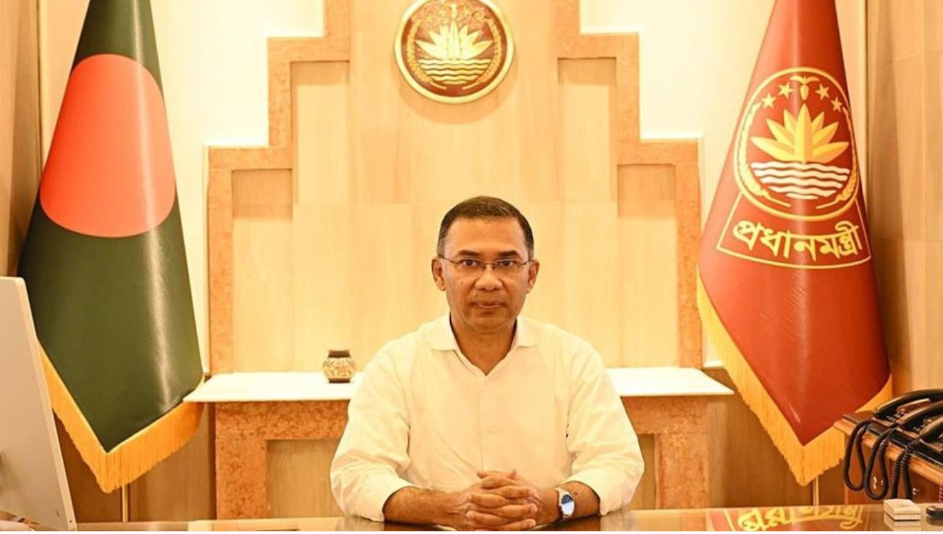 ছুটির দিনেও অফিস করছেন প্রধানমন্ত্রী তারেক রহমান