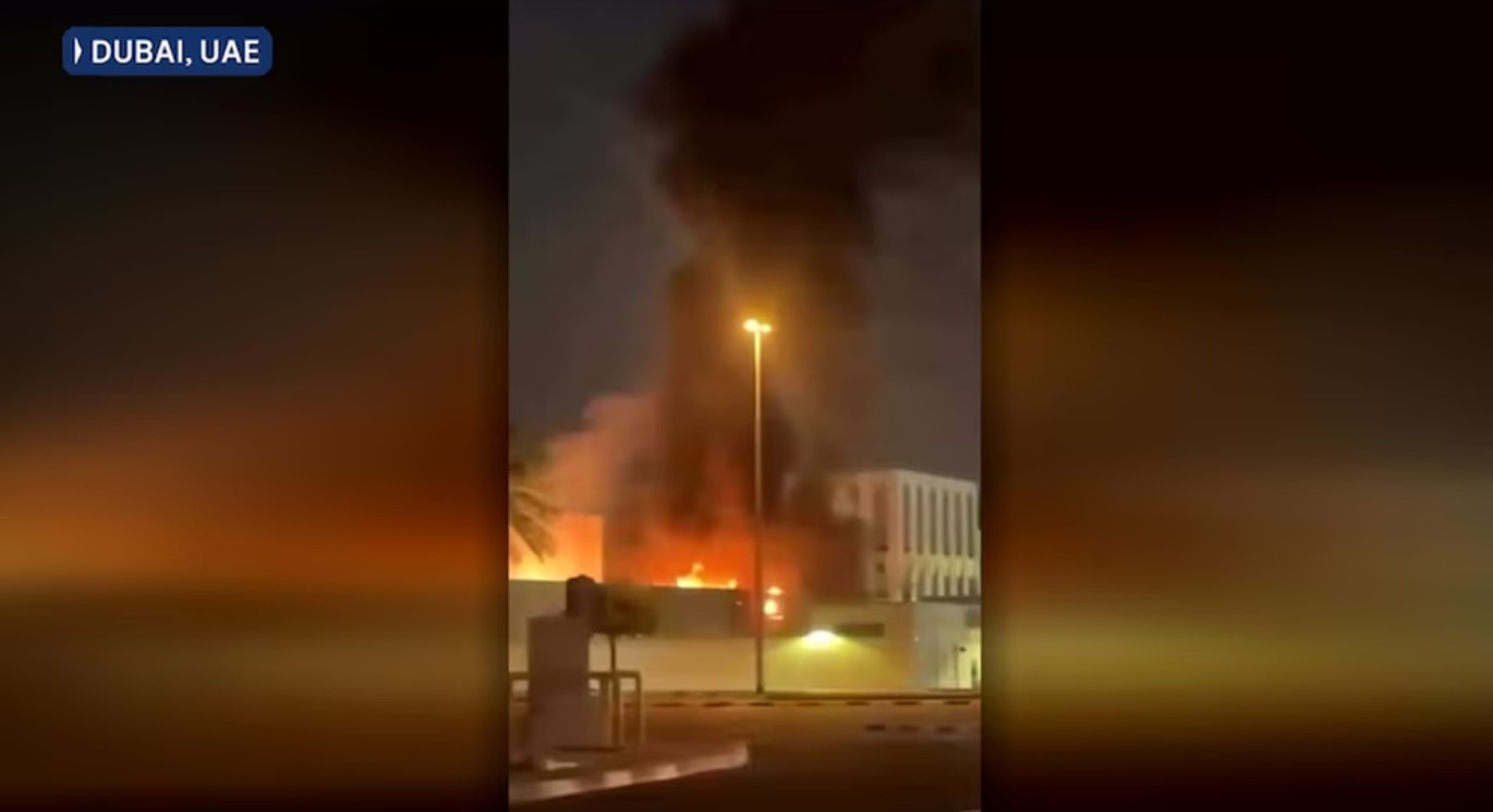 এবার দুবাইয়ে মার্কিন দূতাবাসে ইরানের ক্ষেপণাস্ত্র হামলা