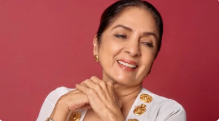 ৬৬ বছরে ‘গর্ভবতী’ হওয়ার গুঞ্জন, যা বললেন অভিনেত্রী নীনা গুপ্তা