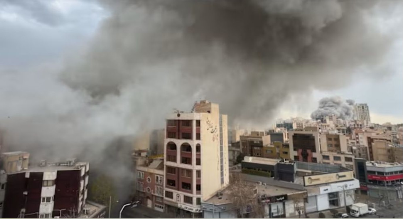 ইরানকে প্রতিবেশী দেশে হামলার ব্যাপারে যে বার্তা দিল হামাস