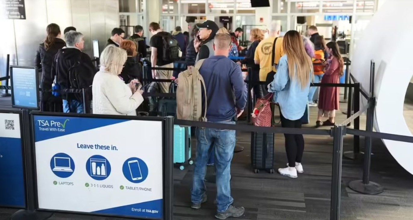 মার্কিন যুক্তরাষ্ট্রের নাগরিকদের অবিলম্বে সৌদি আরব ত্যাগের নির্দেশ