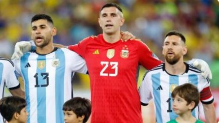 অধিনায়ক লিওনেল মেসিকে নিয়ে আর্জেন্টিনার দল ঘোষণা