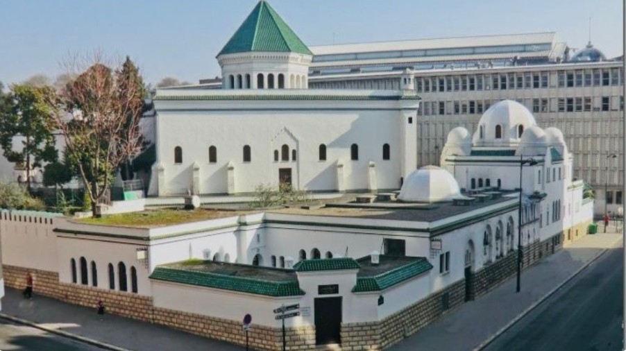 ঈদকে ঘিরে বাংলাদেশি কমিউনিটির ব্যাপক আয়োজন প্যারিসে 