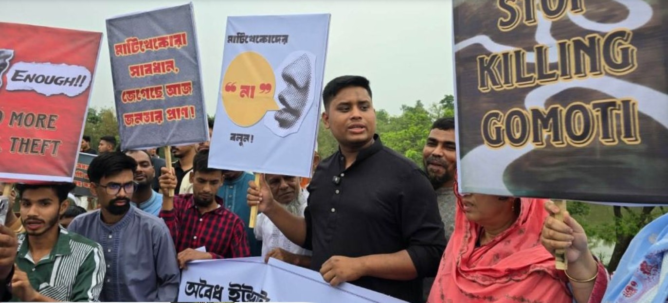 আপনারা পাশে থাকলে জিহাদ অব্যাহত রাখবো: হাসনাত আব্দুল্লাহ