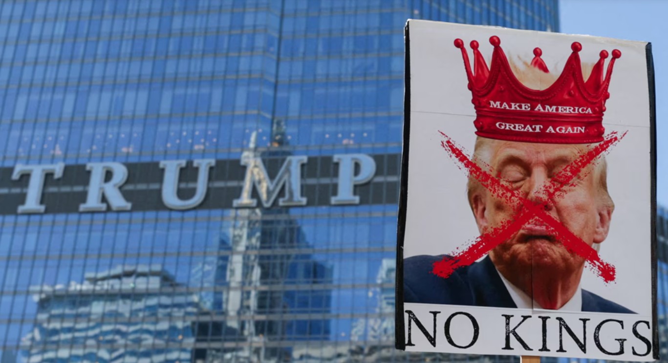 ট্রাম্পবিরোধী ‘নো কিংস’ আন্দোলনে উত্তাল সমগ্র যুক্তরাষ্ট্র