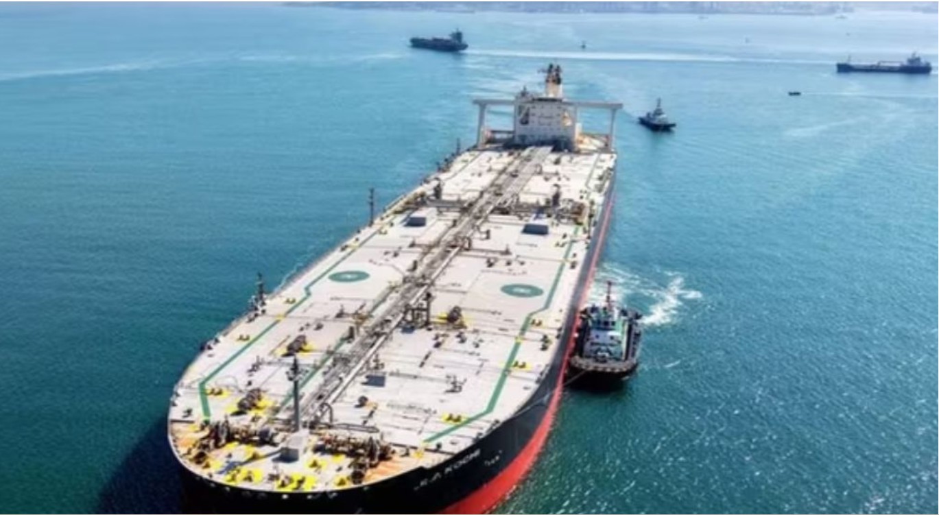 হরমুজ প্রণালী পার হতে ইরানের অনুমতি পেল বাংলাদেশি ৬টি জাহাজ 