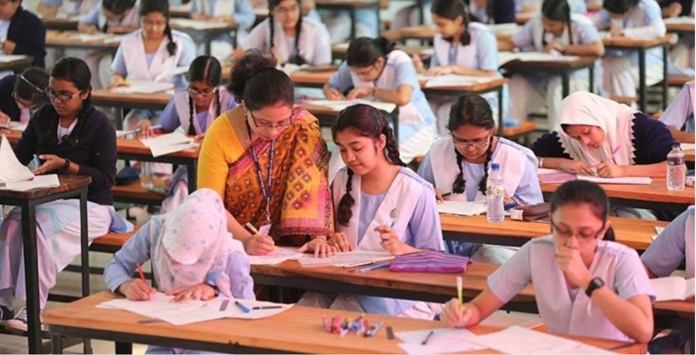 আজ এইচএসসিতে প্রাইভেট পরীক্ষার্থীদের রেজিস্ট্রেশন শুরু 