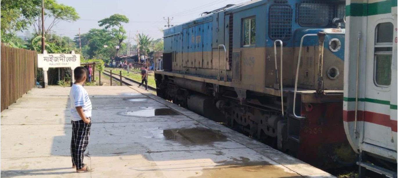 নোয়াখালীর সঙ্গে ঢাকার রেল যোগাযোগ ৩ ঘণ্টা পর সচল 