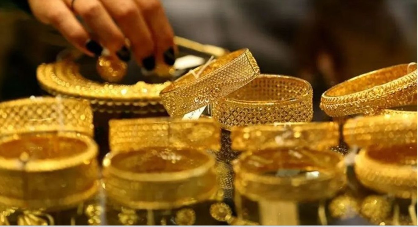 স্বর্ণের দামে বড় পতন: ভরি ২ লাখ ৪৭ হাজার ৯৭৭ টাকা