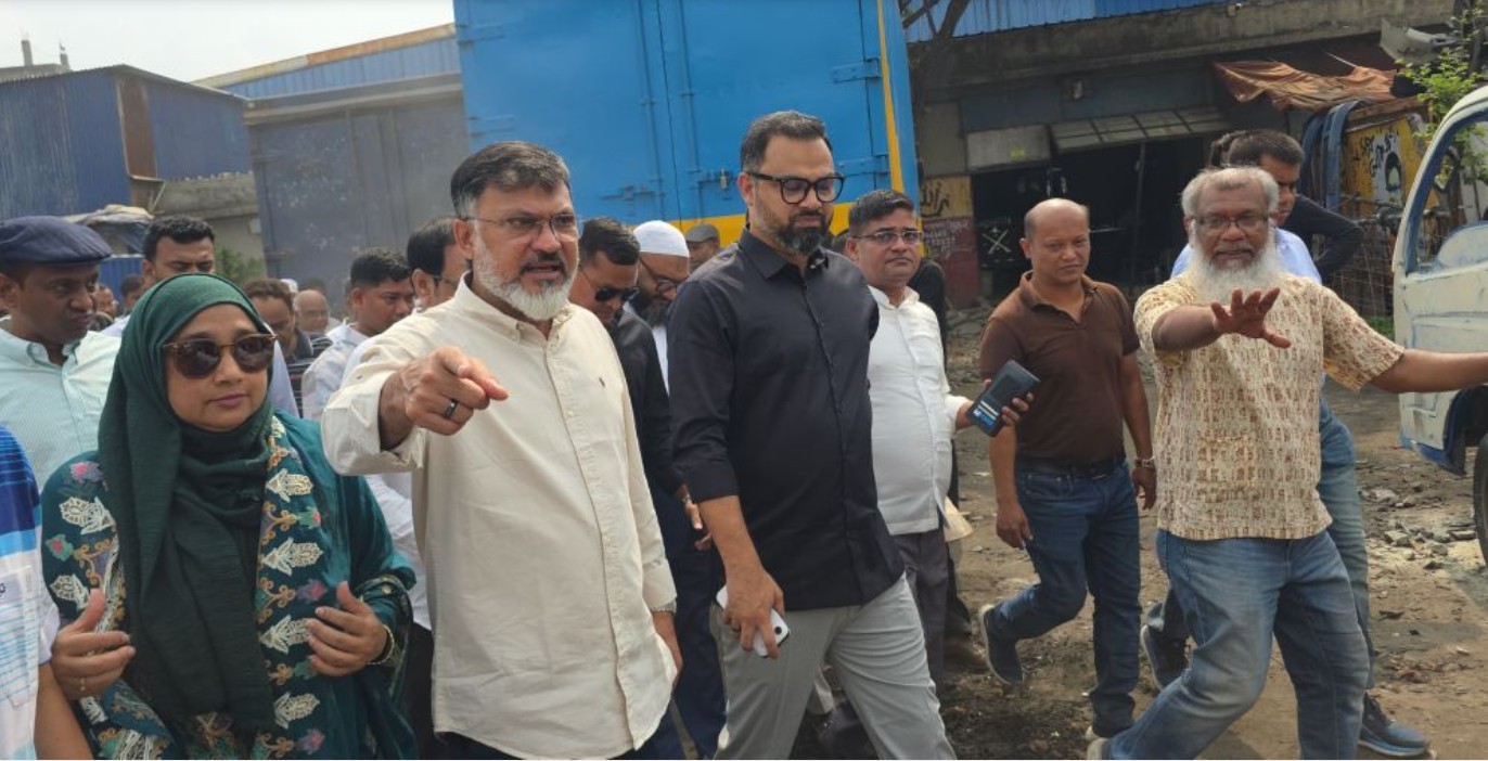 ১০৭ বছরের পুরোনো মাঠ দখলমুক্ত করার ঘোষণা দিলো ক্রীড়া প্রতিমন্ত্রী