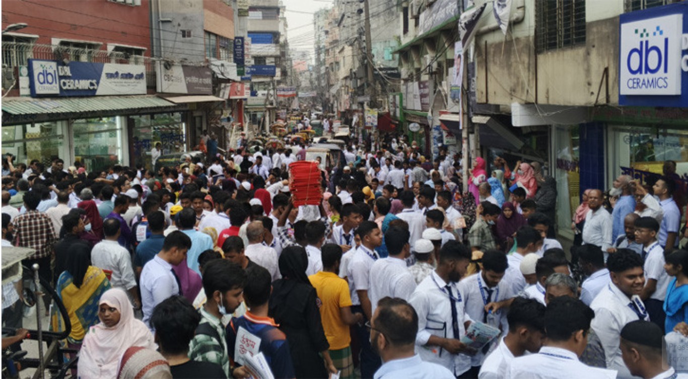 পরীক্ষার ৩ ঘণ্টার সময় যেন ৩ বছরের সমান দীর্ঘ