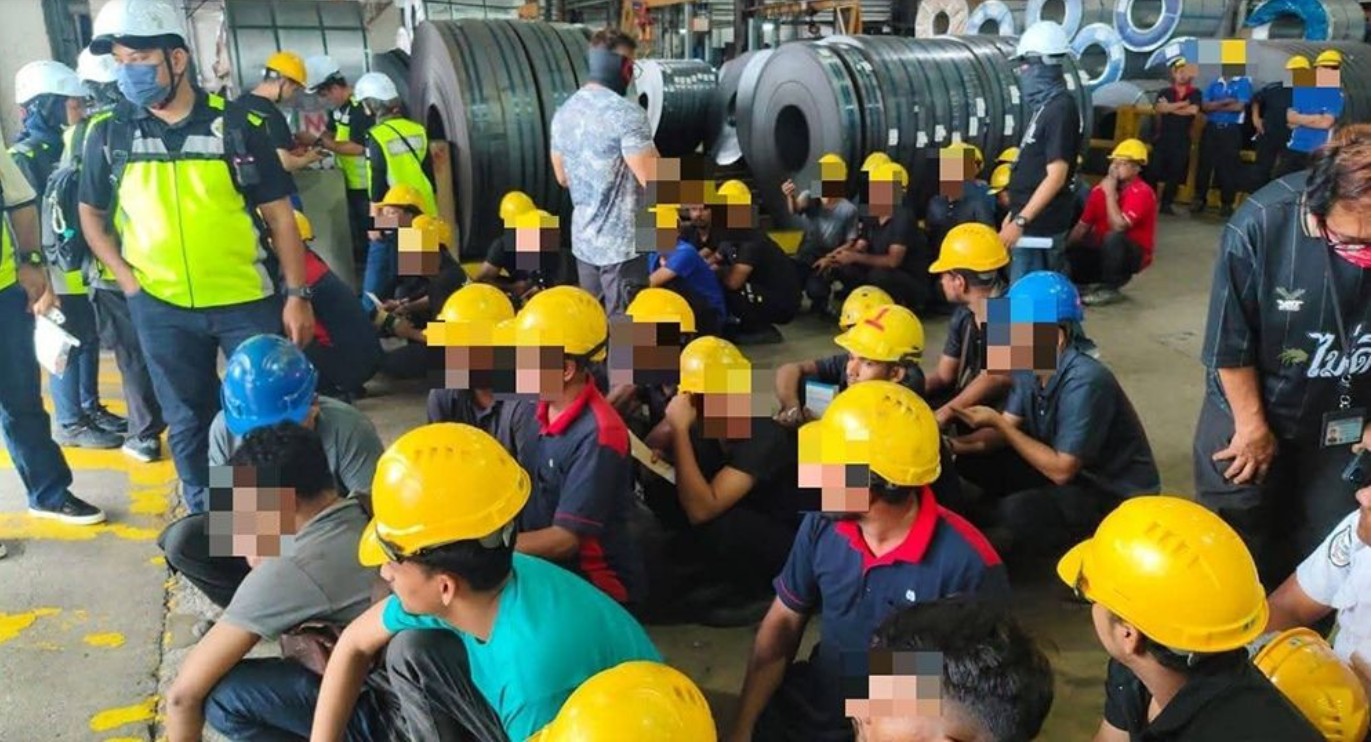 মালয়েশিয়ায় ৫৬ বাংলাদেশিসহ ৬২ অবৈধ অভিবাসী আটক