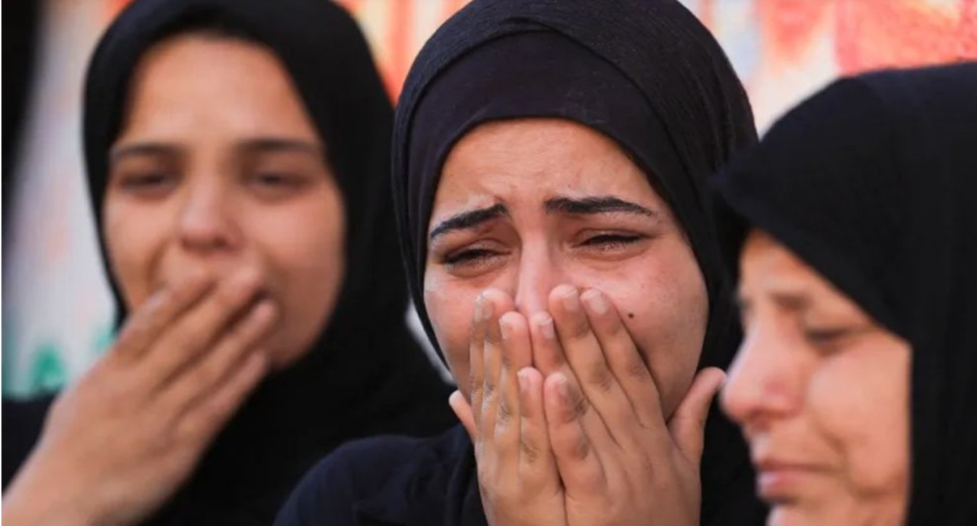 ইসরাইলের হামলায় গাজায় ১২ ফিলিস্তিনি নিহত