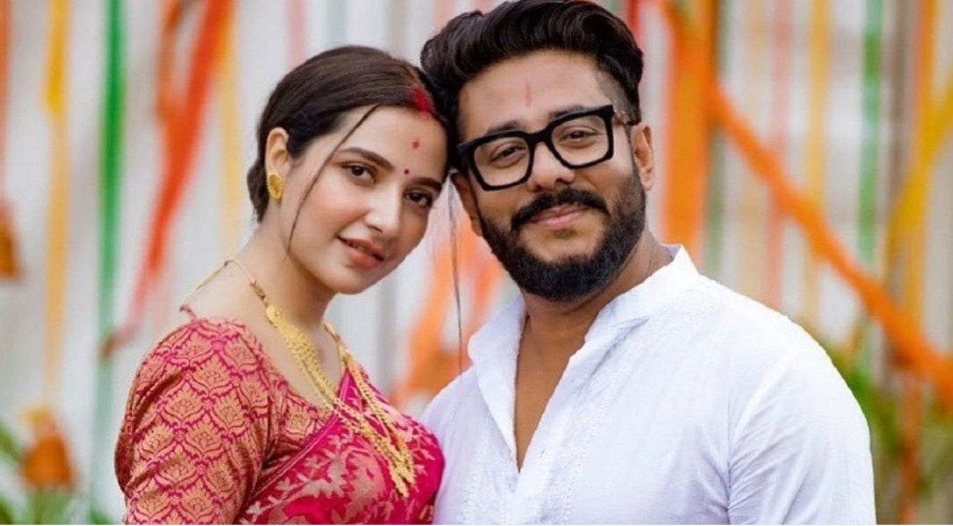 স্বামীর হয়ে ভোটের প্রচারে নামছেন নায়িকা শুভশ্রী গঙ্গোপাধ্যায় 